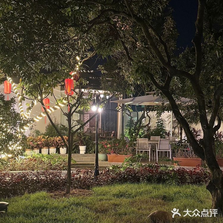 小庭院做出“大文章”